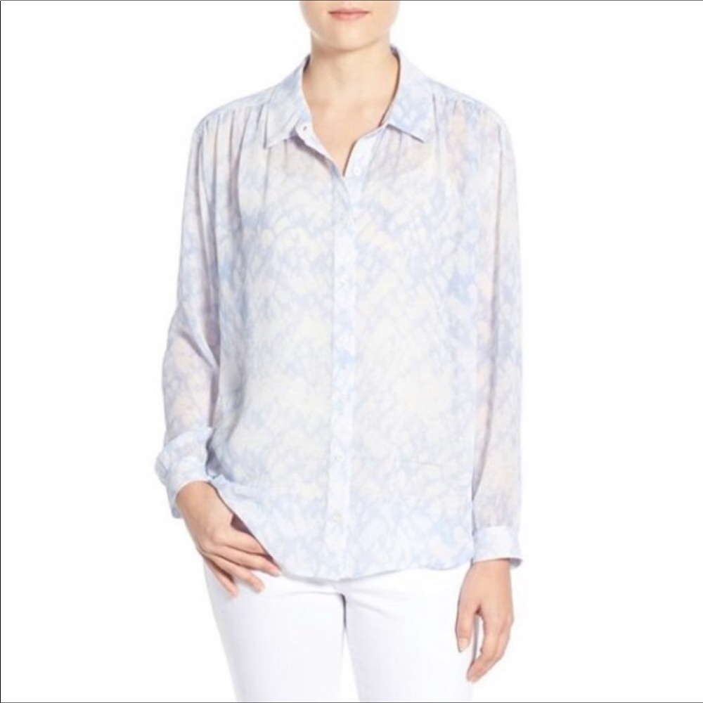 NWT Vince Camuto L sheer light blue/white blouse - Picture 1 of 10